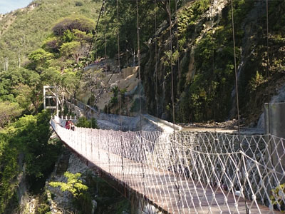 Puente Colgante | Grutas Tolantongo