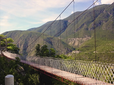 Puente Colgante | Grutas Tolantongo