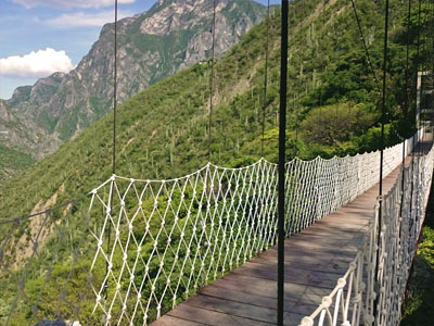 Puente Colgante | Grutas Tolantongo